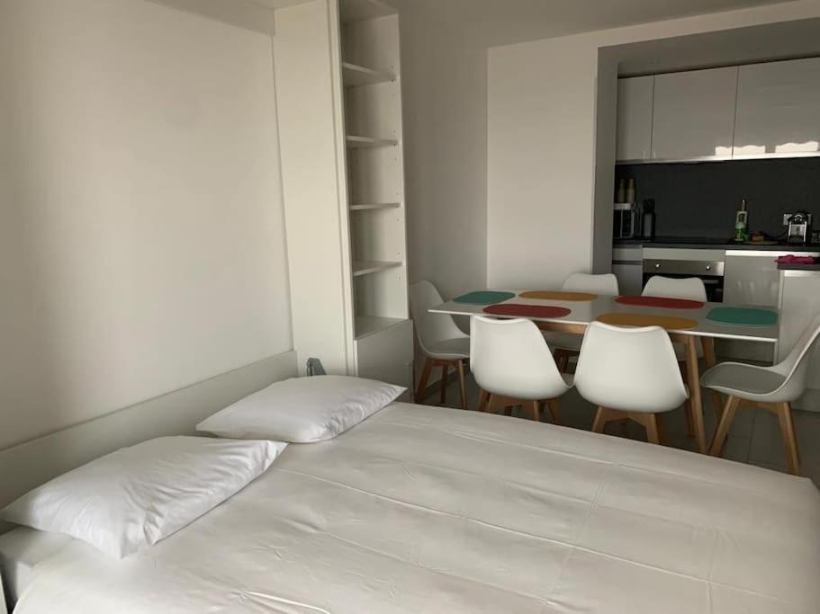 Appartement Tout Confort & Parking Beausoleil Eksteriør billede