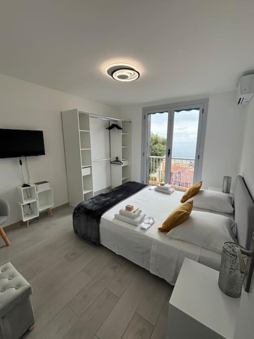 Appartement Tout Confort & Parking Beausoleil Eksteriør billede